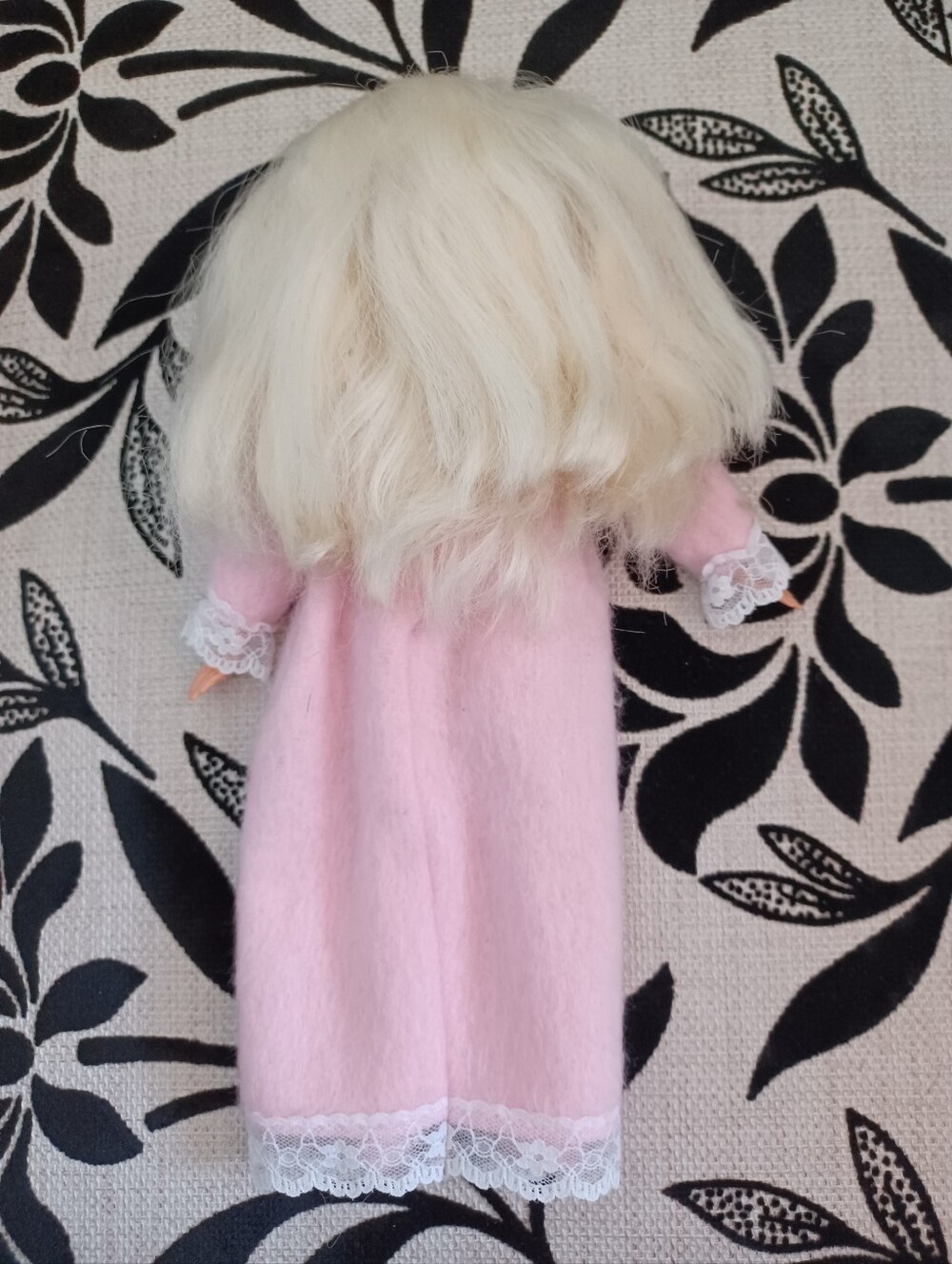 Vintage 1993‎ Bedtime Barbie Fashion Doll In Pink Nightgown Toy Collectible - Picture 3 of 6